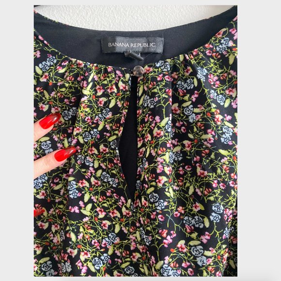 Banana Republic Flutter Sleeve Dress - Picture 4 of 5